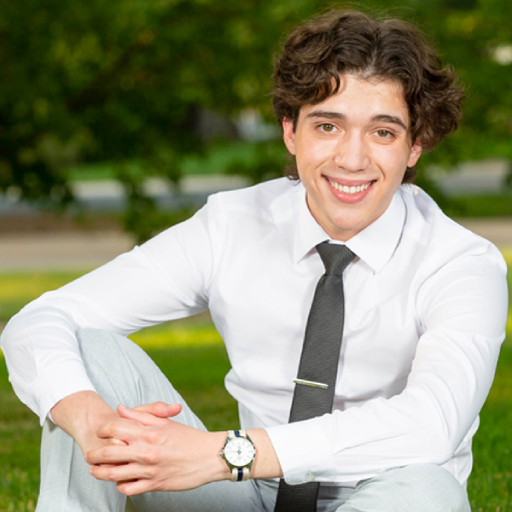 Carlos Cortes Garcia Professional Headshot